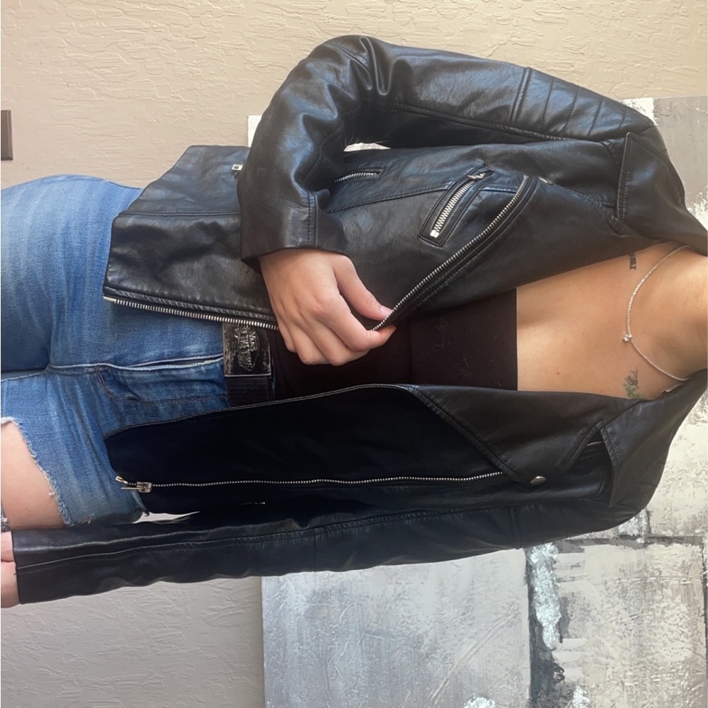 Medium, black, pleather jacket